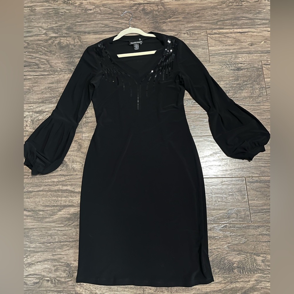 Black Frank Lyman dress. Fits 2-6 depending how you like the fit.